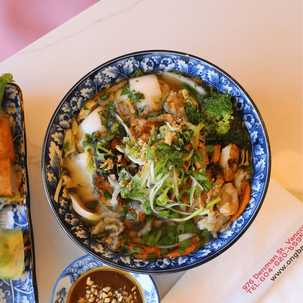 Phở Gà Truyền Thống